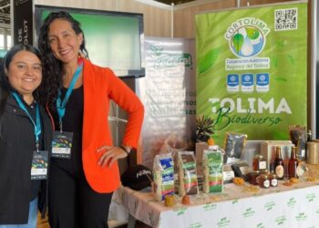 Cortolima brilló en la cumbre Cumbre Internacional de Sostenibilidad en Bogotá