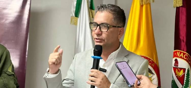 Guillermo Alvira precandidato a la Cámara, dice que aspira a sacar 45.000 votos
