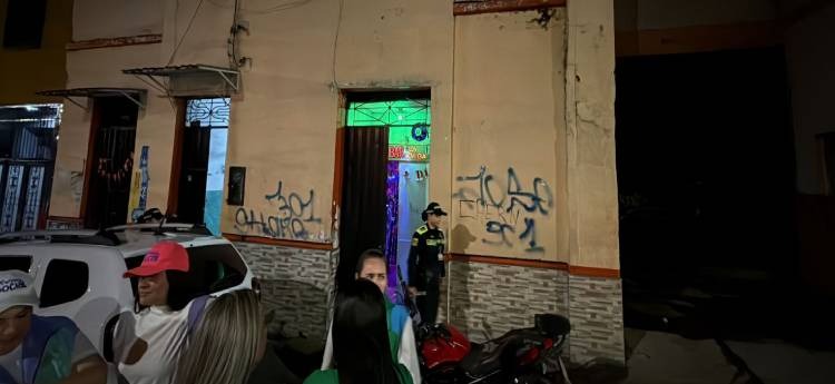 Autoridades cerraron un burdel en el sector del Parque Andrés López de Galarza