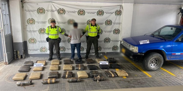 Incautan 100 kilos de droga escondidos en un carro en Melgar