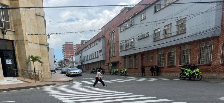 Alias ‘Brayan 38’ del ‘Tren de Aragua’ con un fuerte dispositivo de seguridad, tuvo una audiencia en el Palacio de Justicia