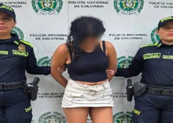 Capturada mujer señalada de agredir a dos uniformadas de la Policía Nacional