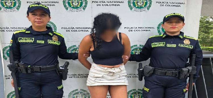 Capturada mujer señalada de agredir a dos uniformadas de la Policía Nacional