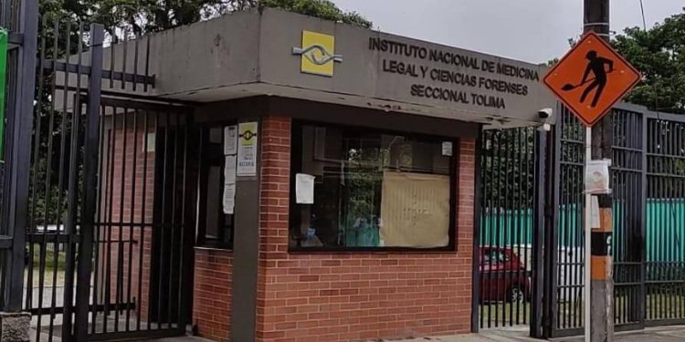 Alcaldía arrendó nuevas tumbas para trasladar 21 cuerpos del cuarto frío de Medicina Legal