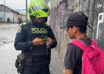 6 personas capturadas, 171 armas cortopunzantes y un arma neumática incautadas durante el último fin de semana de octubre 