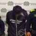 Detenido sujeto sorprendido con un revólver dentro de un canguro