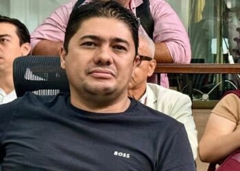 Concejal César Franco anuncia reunión con la Contraloría por denuncias en colegios de Ibagué