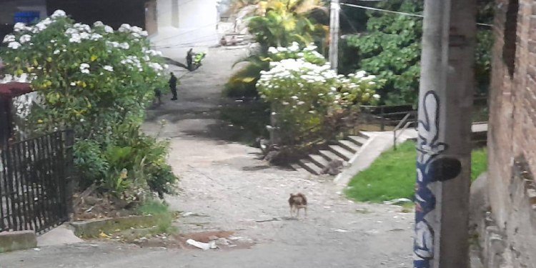 Hirieron a bala a un hombre en el barrio Independiente