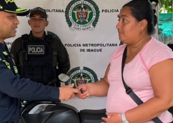 POLICÍA EN IBAGUÉ LOGRA RECUPERAR MOTOCICLETA QUE HABIA SIDO HURTADA.
