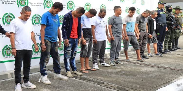 ‘Los Mostros’ expendían estupefacientes en cercanías de la Plaza de La 21