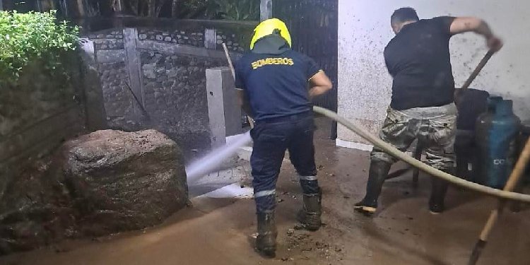 Más de 15 familias resultaron afectadas durante la emergencia en el sector de Berlín en el Cañón del Combeima