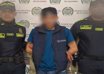 Detenido sujeto con varias dosis de Tussi