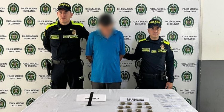 Joven fue detenido con droga y un proveedor de un arma de fuego en Espinal
