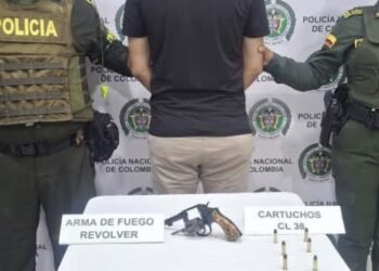 Conductor capturado por ir armado dentro de su carro en la vía Fresno – Honda