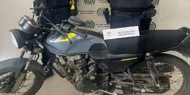 Motocicleta abandonada había sido hurtada el pasado 5 de noviembre