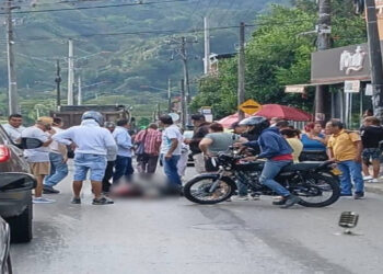 Sigue sin identificar el motociclista fallecido en siniestro vial en el barrio El Refugio