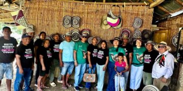 35 artesanos del Guamo realizan intercambio de saberes en el caribe colombiano