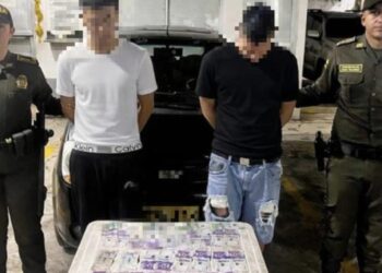 Atracadores de un establecimiento comercial en Honda fueron detenidos por la Policía cuando trataban de escapar