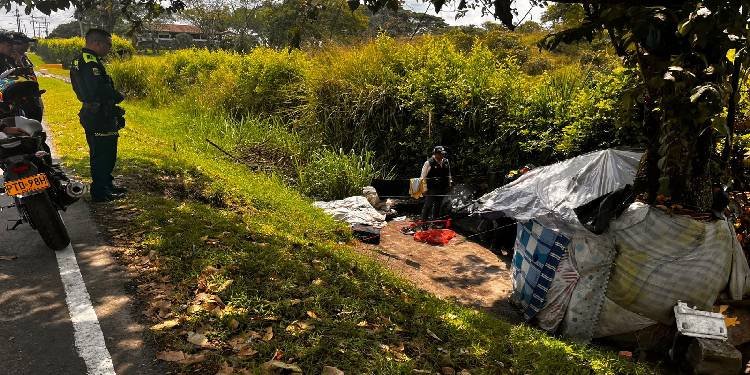 Desmontaron cinco cambuches y recuperaron espacio público en El Salado