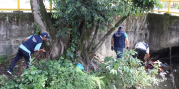 Autoridades desmontaron cambuche debajo del puente del barrio La Libertad