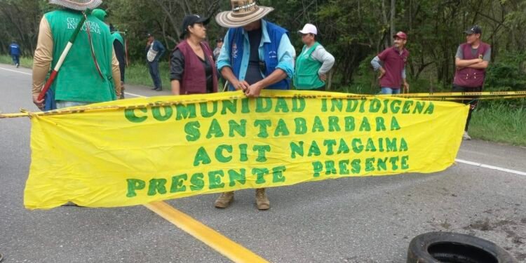 Bloqueada la vía en Natagaima por protesta indígena en la Autovía Neiva – Girardot
