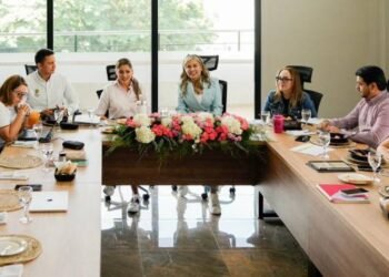 Vías, conectividad aérea y CAMI: los temas tras la reunión de la gobernadora Matiz y la alcaldesa Aranda