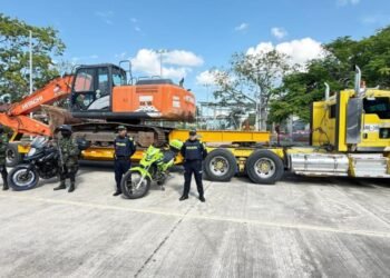 Frenaron maquinaria rumbo a Ataco: iban por minería ilegal
