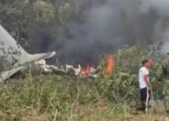 Ocho fallecidos y decenas de heridos en accidente de aeronave militar
