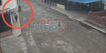 Intento de atraco a plena luz del día en Ibagué: víctima enfrentó a un sujeto con cuchillo