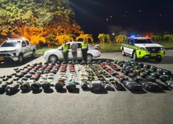 Cayeron 350 kilos de marihuana en la vía Cajamarca – Ibagué