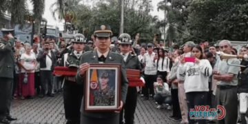 Dolor en Chaparral: despiden a soldado que murió en accidente aéreo