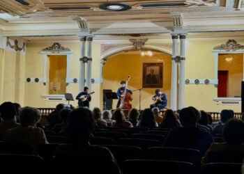 Talento y tradición musical se tomaron el Conservatorio: Plenilunio ofreció una velada inolvidable