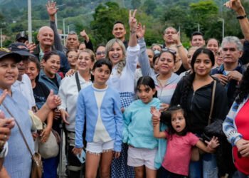 Con satisfacción recibió Hernando Álvarez Urueña el logro de reubicar a 158 familias del Hato de la Virgen 