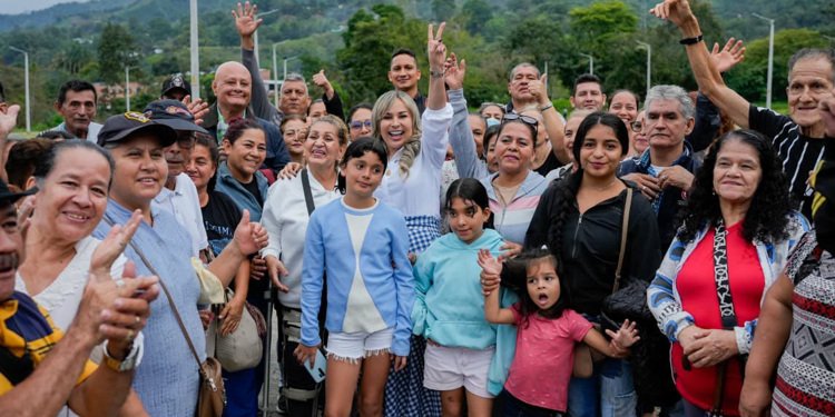 Con satisfacción recibió Hernando Álvarez Urueña el logro de reubicar a 158 familias del Hato de la Virgen