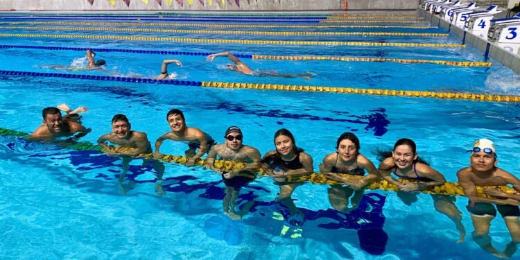 Liga de Paranatación del Tolima participa en campeonato nacional en Palmira