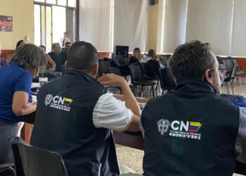 Delegados del CNE clausuran audiencia de escrutinios departamentales en el Tolima con revisión del 100% de las actas