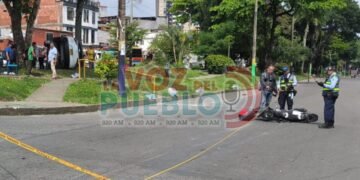 En video quedó accidente que dejó tres lesionados en la 37 con Ferrocarril