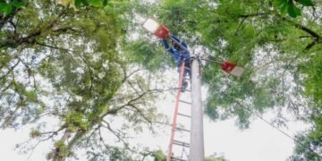 Adelantan verificación al funcionamiento del alumbrado público del Parque de Belén