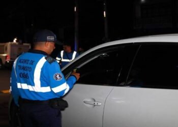 Durante el fin de semana de elecciones, autoridades a 179 conductores por infracciones