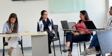 Secretaría de Salud de Ibagué lideró mesa de trabajo con directivos de la Clínica Keralty