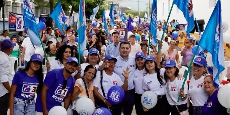 Ibagué, Líbano y Lérida se vistieron de azul con Miguel Ángel Barreto