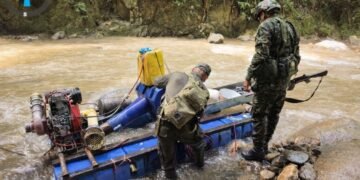 Cortolima y Fuerza Pública detienen daño ambiental por minería ilegal en Santa Isabel