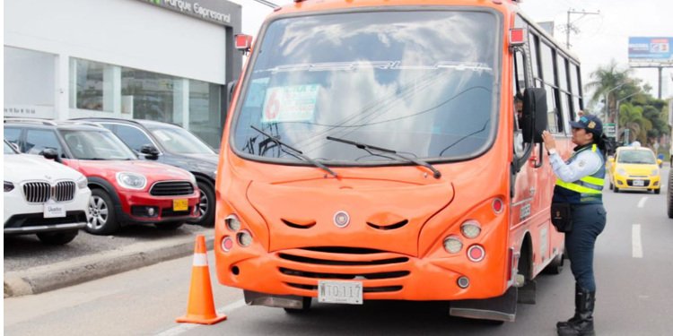 Hasta el 31 de marzo puede pagar el impuesto de circulación de vehículos de transporte público 