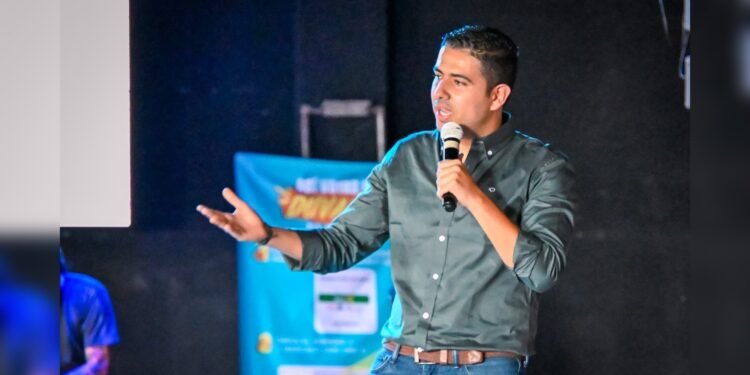 “Muy honrado de que hoy esté sonando mi nombre como un posible candidato a la Alcaldía”, Andrés Zambrano