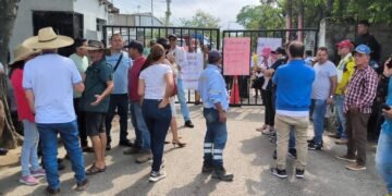 Continúa el desacuerdo y bloqueo de la Hacienda La Miel por avalúos del predial