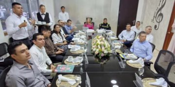 Movilidad, Central de Abastos y Aeropuerto Perales temas de la reunión de los congresistas con la Alcaldesa de Ibagué