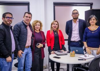 El Tolima avanza en el fortalecimiento de su gestión tributaria tras agenda técnica en Bogotá