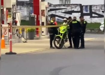 Atraco en Terpel de la 83 sur con Pedro Tafur de Ibagué