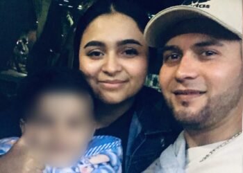 Se le bajó a la muerte: hombre salvó a su familia antes del volcamiento del bus en la glorieta de Payandé