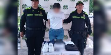 Capturan mujer por hurtar prendas de almacén en el barrio Jordán